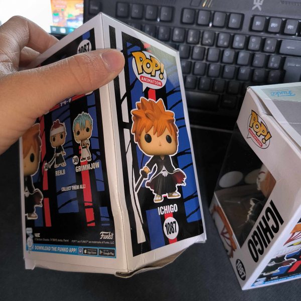 474671803_3860409134207022_8488009794889619863_n Lot 2 Figurines Funko Pop / Ichigo N°1087 / Bleach / Funko Spécial édition (1 Chase + 1Normal) / Boîtes Abimées