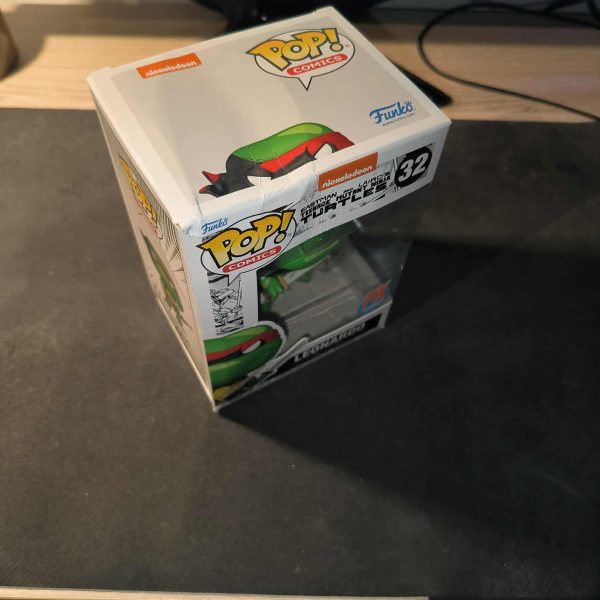 Figurine Funko Pop / Leonardo N°32 / Les Tortues Ninja / Px Exclusive / Boîte Abimée